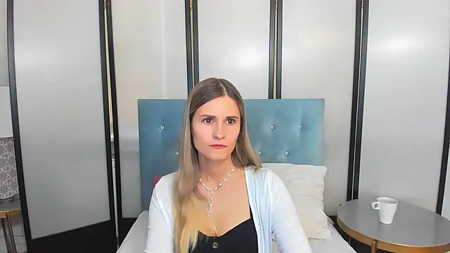 Snapshot of CatrinAmore chatting on October 16, 2:18 pm CatrinAmore online show from October 16, 2:18 pm