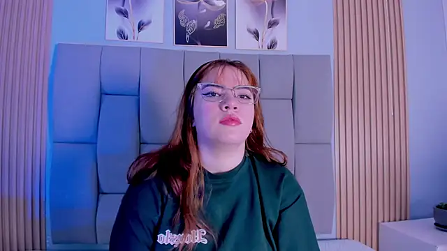 Kandyfrees  online show from February 4, 11:16 am