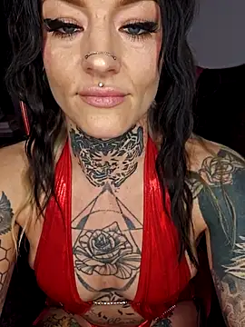 Snapshot of Peach420live chatting on February 16, 11:45 pm Peach420live online show from February 16, 11:45 pm