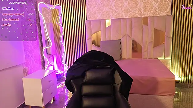 Ixchel tay online show from March 24, 3:44 am