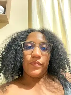 Snapshot of jesicamonroe44 chatting on September 27, 10:37 pm jesicamonroe44 online show from September 27, 10:37 pm