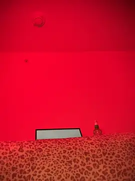 bellacagyal online show from February 6, 7:02 am