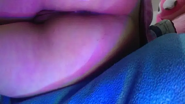 luna hawks online show from February 22, 4:05 pm