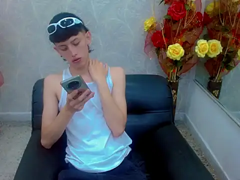 thaigo twink38 online show from October 9, 3:04 am