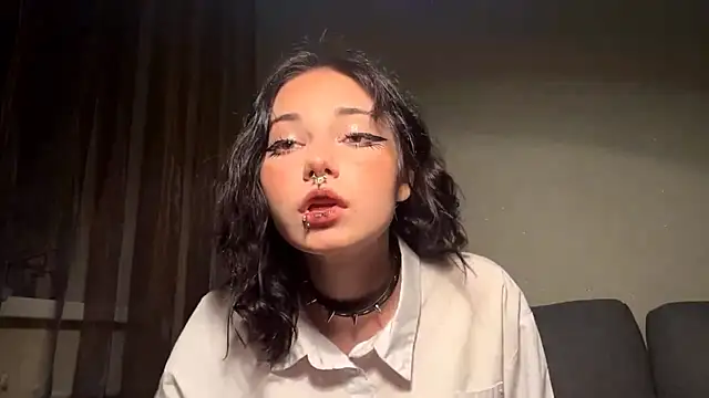 Beeping Creature online show from September 29, 3:28 pm