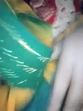 Snapshot of Na_shreya chatting on February 6, 1:10 am Na shreya online show from February 6, 1:10 am