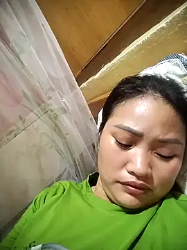 Snapshot of Liu30 chatting on October 5, 8:12 am Liu30 online show from October 5, 8:12 am