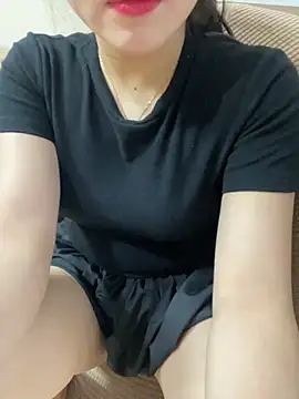 Snapshot of lee_ly chatting on October 6, 2:03 pm lee ly online show from October 6, 2:03 pm