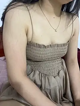 Snapshot of lee_ly chatting on October 16, 6:25 am lee ly online show from October 16, 6:25 am