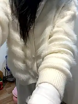 Snapshot of lee_ly chatting on January 9, 1:58 pm lee ly online show from January 9, 1:58 pm