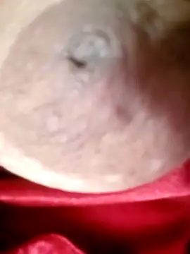 Hotmommax online show from February 4, 11:49 am