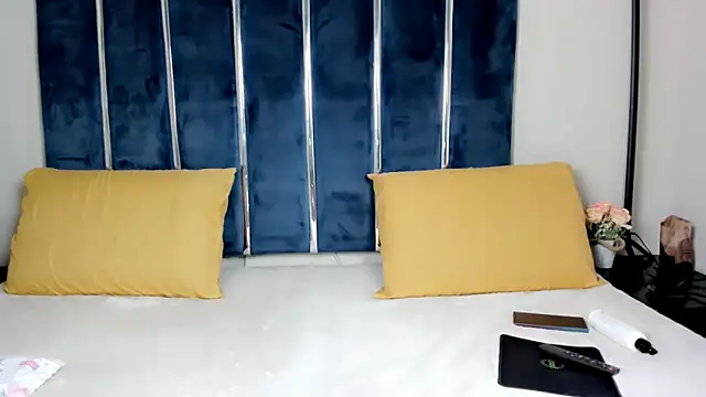 INDIANROMANCE online show from October 10, 7:46 pm