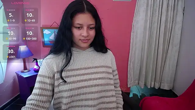 Snapshot of little_ashly2 chatting on September 27, 3:28 pm little ashly2 online show from September 27, 3:28 pm