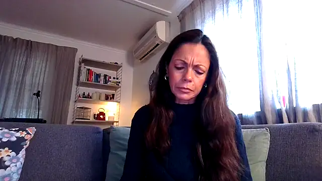 Snapshot of LoveAndRopes chatting on March 17, 8:28 am LoveAndRopes online show from March 17, 8:28 am