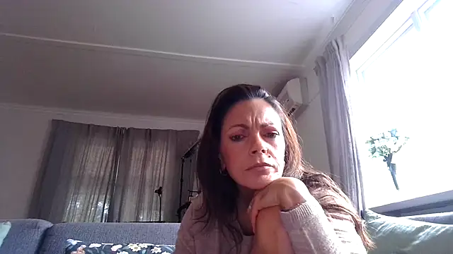 Snapshot of LoveAndRopes chatting on March 25, 7:58 am LoveAndRopes online show from March 25, 7:58 am