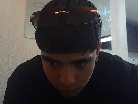 Snapshot of Anthony_riverss chatting on September 28, 6:24 pm Anthony riverss online show from September 28, 6:24 pm