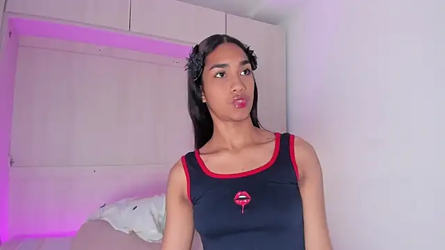 AnahiCollins online show from November 25, 11:32 am