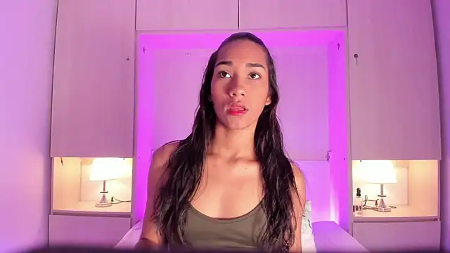 AnahiCollins online show from March 31, 11:32 am