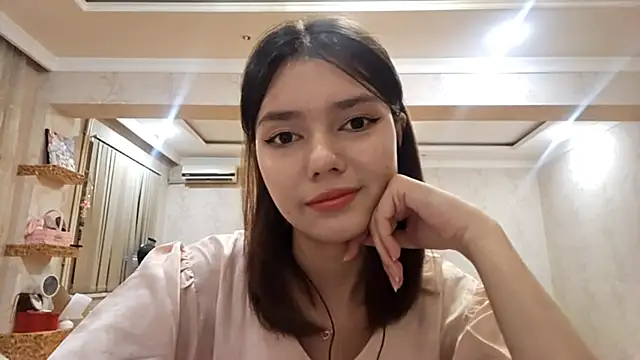 Snapshot of ImogeneMalinconico chatting on September 30, 6:35 pm ImogeneMalinconico online show from September 30, 6:35 pm