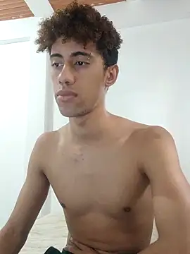 The boy good online show from October 18, 9:04 pm