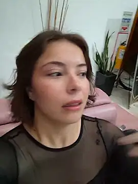 EmmaValencia  online show from May 21, 9:11 pm