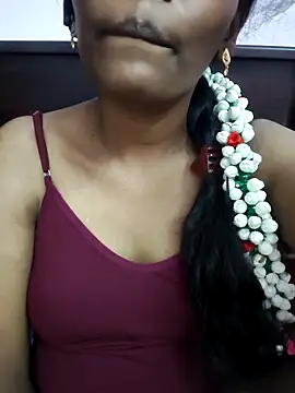 Snapshot of Tamil_Monika chatting on April 4, 1:19 pm Tamil Monika online show from April 4, 1:19 pm