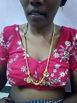 Snapshot of Tamil_Monika chatting on April 19, 6:35 am Tamil Monika online show from April 19, 6:35 am