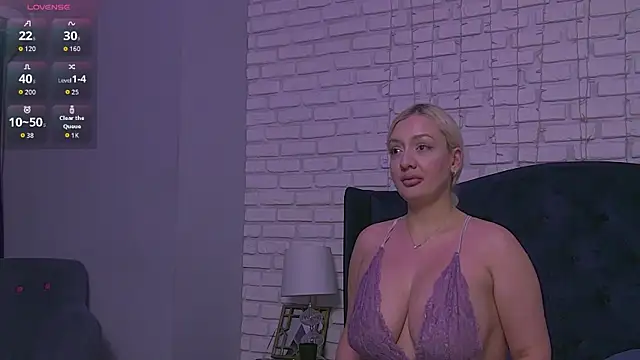 Snapshot of AnastassiaHills chatting on October 2, 12:01 pm AnastassiaHills online show from October 2, 12:01 pm