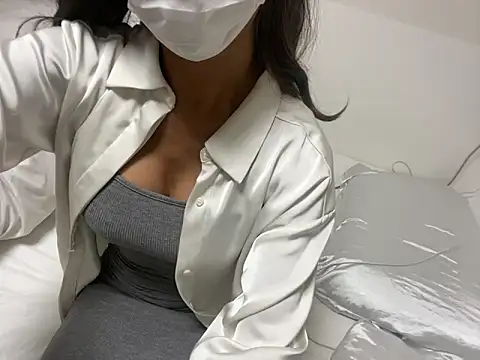 Snapshot of Toriyufu chatting on December 2, 9:32 pm Toriyufu online show from December 2, 9:32 pm