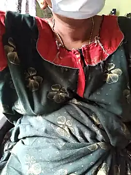 Tamilselviroja- online show from November 18, 3:45 am