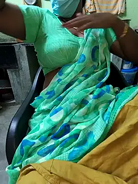 Snapshot of Tamilselviroja- chatting on April 30, 4:57 pm Tamilselviroja- online show from April 30, 4:57 pm