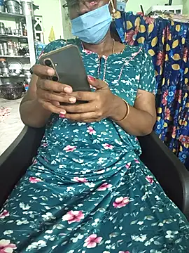 Snapshot of Tamilselviroja- chatting on May 18, 2:01 pm Tamilselviroja- online show from May 18, 2:01 pm