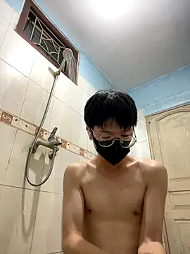 Snapshot of Tuna08k chatting on September 29, 1:16 pm Tuna08k online show from September 29, 1:16 pm