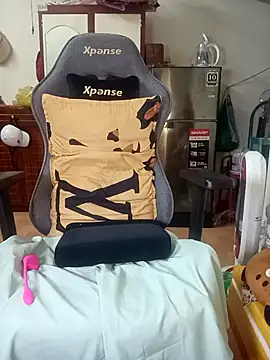 Snapshot of BiCute688 chatting on January 15, 6:33 pm BiCute688 online show from January 15, 6:33 pm