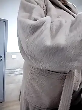 sexyguenda online show from October 9, 6:39 pm