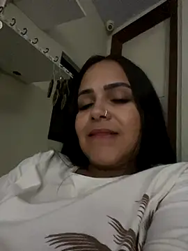 Snapshot of ayshabeatriz chatting on October 8, 5:05 am ayshabeatriz online show from October 8, 5:05 am