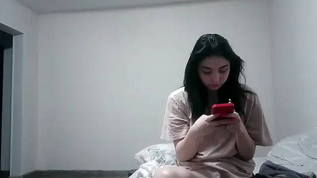 Snapshot of meow_woem chatting on October 7, 2:42 am meow woem online show from October 7, 2:42 am