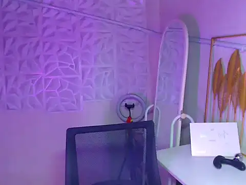 Snapshot of Horny_Alexa chatting on March 5, 5:14 am Horny Alexa online show from March 5, 5:14 am