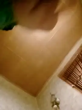 Apeesynka55211 online show from December 3, 9:02 pm