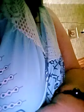 Snapshot of Apeesynka55211 chatting on June 14, 2:24 am Apeesynka55211 online show from June 14, 2:24 am
