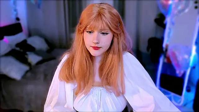 DelilahTaylor online show from February 12, 9:54 pm