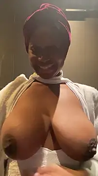 tia   fox online show from February 2, 7:34 pm