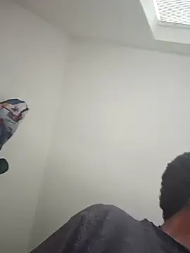 Snapshot of MrBigDickShow chatting on October 25, 8:14 pm MrBigDickShow online show from October 25, 8:14 pm