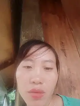 Snapshot of pham-xinh01 chatting on September 30, 4:17 am pham-xinh01 online show from September 30, 4:17 am