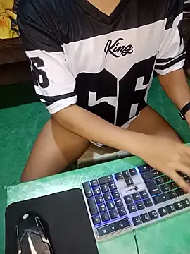 Hot cutiepie online show from July 5, 4:41 am
