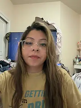 bunnygorl12 online show from May 27, 4:53 am