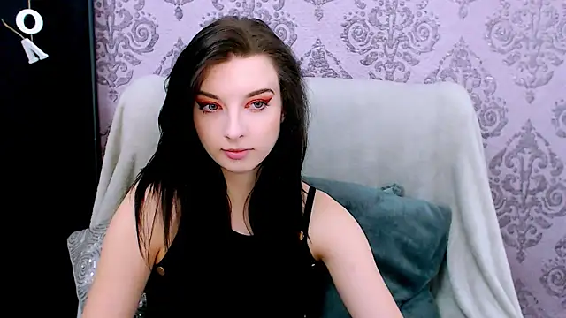 DominantLuna online show from February 18, 8:38 pm