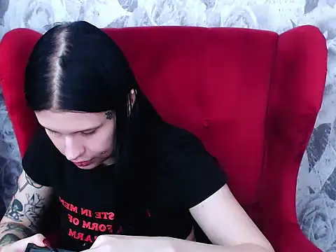 VenomDoll online show from November 7, 2:28 pm