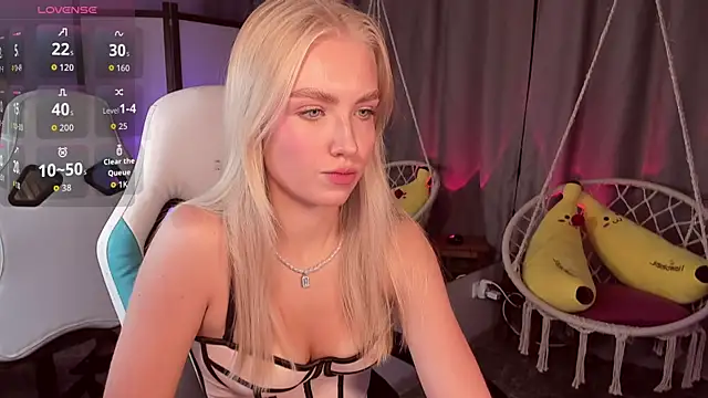 TessaGrays online show from October 15, 8:36 am