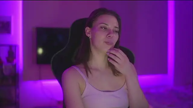 CandyStorm online show from February 23, 9:56 pm